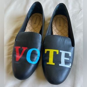 Birdies Limited Edition “VOTE” Shoes - size 7.5